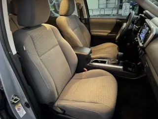 2020 Toyota Tacoma SR5 V6