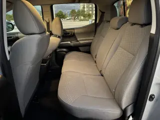 2020 Toyota Tacoma SR5 V6