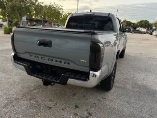 2020 Toyota Tacoma SR5 V6