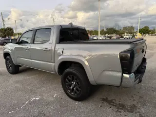 2020 Toyota Tacoma SR5 V6