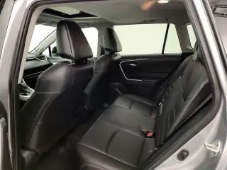 Toyota RAV4 2021 XLE Premium 4dr SUV