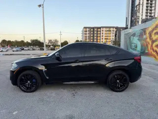 2016 BMW X6 M