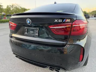 2016 BMW X6 M
