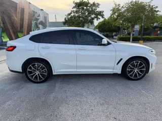 2019 BMW X4 xDrive30i