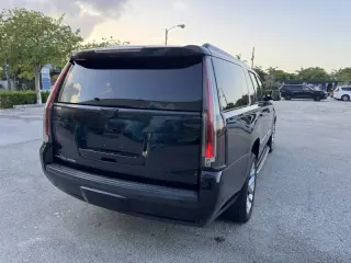 2018 Cadillac Escalade ESV Premium Luxury