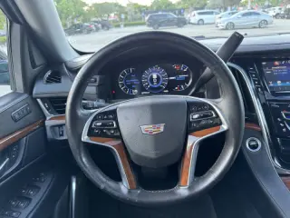 2018 Cadillac Escalade ESV Premium Luxury
