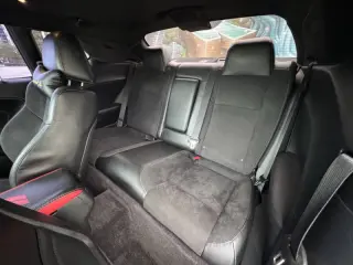 2018 Dodge Challenger 392 HEMI Scat Pack Shaker