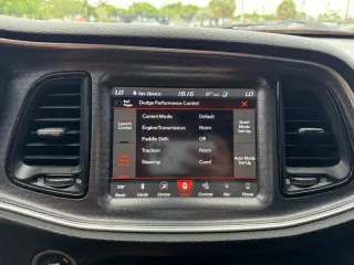 2018 Dodge Challenger 392 HEMI Scat Pack Shaker