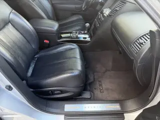 2017 Infiniti QX70