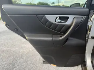 2017 Infiniti QX70