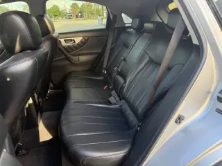 2017 Infiniti QX70