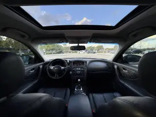 2017 Infiniti QX70