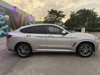 2019 BMW X4 xDrive30i