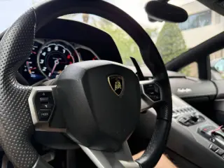 2013 Lamborghini Aventador LP 700-4