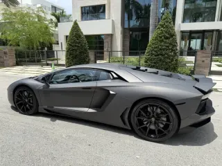 2013 Lamborghini Aventador LP 700-4