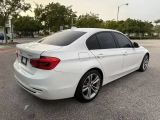 2017 BMW 3 Series 330i