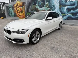 2018 BMW 3 Series 330i