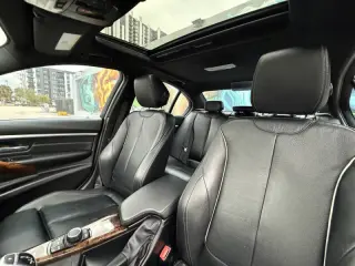 2018 BMW 3 Series 330i