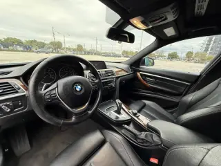 2018 BMW 3 Series 330i