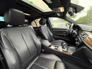 2018 BMW 3 Series 330i