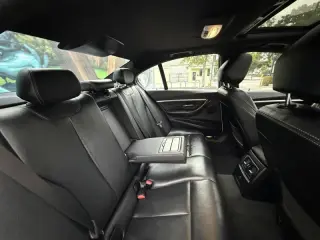 2018 BMW 3 Series 330i