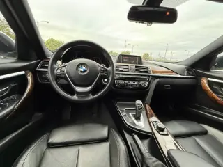 2018 BMW 3 Series 330i