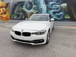 2018 BMW 3 Series 330i
