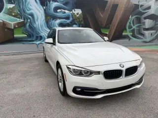 2018 BMW 3 Series 330i