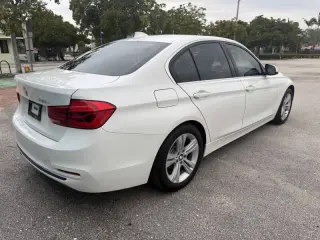 2018 BMW 3 Series 330i