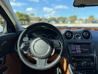 2014 Jaguar XJL Portfolio