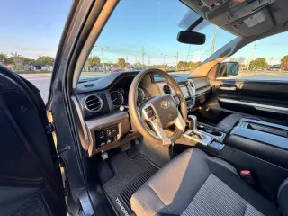 2016 Toyota Tundra SR5