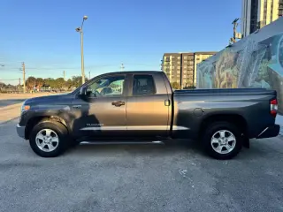 2016 Toyota Tundra SR5