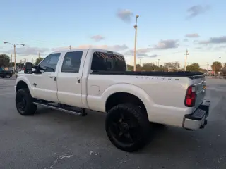 2015 Ford F-350 Super Duty Platinum