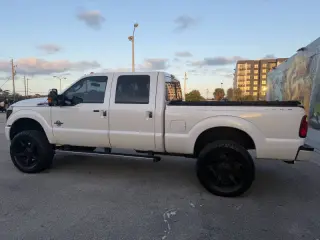 2015 Ford F-350 Super Duty Platinum