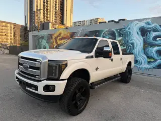 2015 Ford F-350 Super Duty Platinum