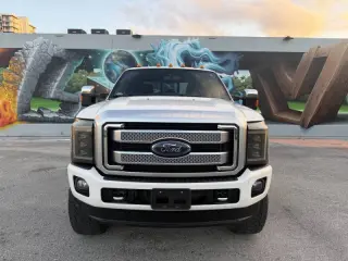 2015 Ford F-350 Super Duty Platinum