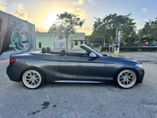 2016 BMW 2 Series M235i xDrive