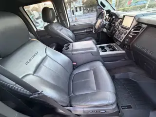2015 Ford F-350 Super Duty Platinum