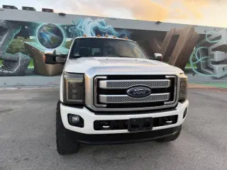 2015 Ford F-350 Super Duty Platinum
