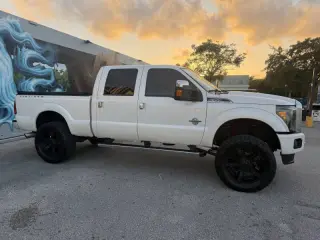 2015 Ford F-350 Super Duty Platinum