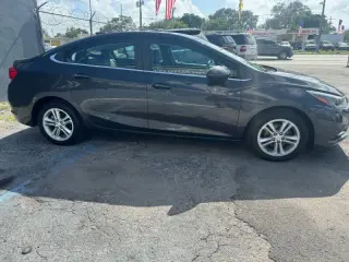 2016 Chevrolet Cruze LT Auto