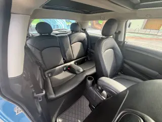 2018 MINI Hardtop 2 Door Cooper