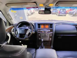 2015 Infiniti QX80