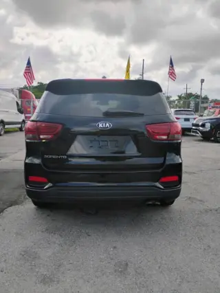 2019 Kia Sorento LX