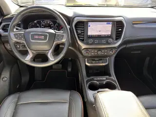 GMC Acadia 2023 4x4 AT4 4dr SUV