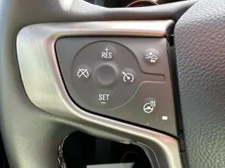 GMC Acadia 2023 4x4 AT4 4dr SUV