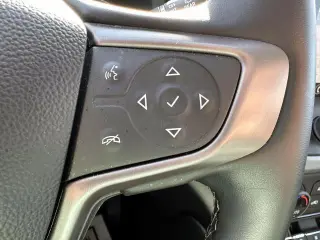GMC Acadia 2023 4x4 AT4 4dr SUV