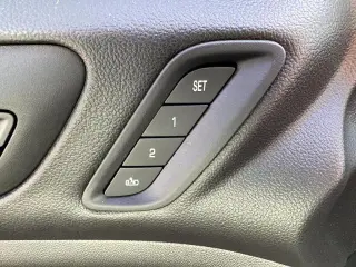 GMC Acadia 2023 4x4 AT4 4dr SUV