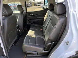 GMC Acadia 2023 4x4 AT4 4dr SUV