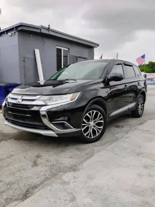 2018 Mitsubishi Outlander LE